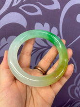 Load image into Gallery viewer, JADE BANGLE 5.7CM
