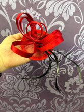 Load image into Gallery viewer, FASCINATOR RED SMALL
