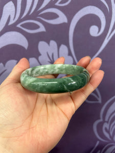 JADE BANGLE 6.1CM