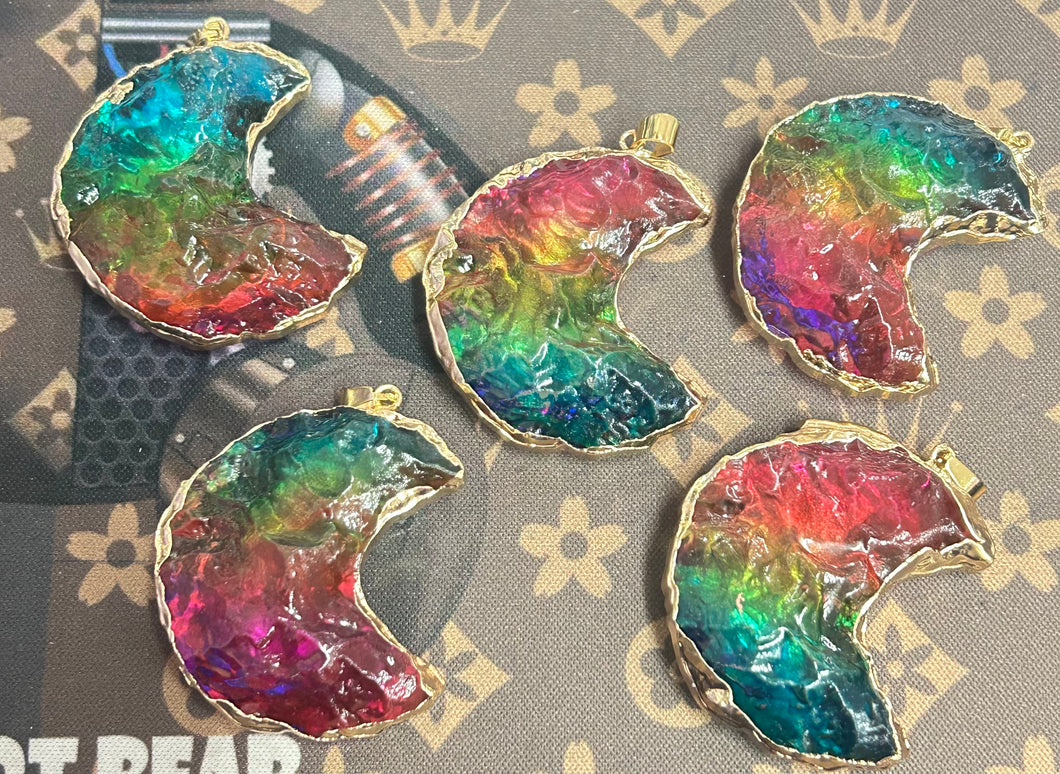 RAINBOW CRYSTAL MOON PENDANT 4CM 1PC