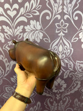 Load image into Gallery viewer, LEATHER LOOK HIPPO 28CM
