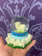 Load image into Gallery viewer, SNOW GLOBE SHEEP FLOCK 9CM

