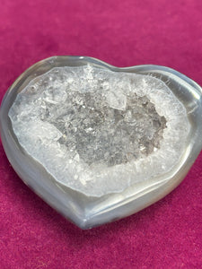 AGATE CRYSTAL CLUSTER HEART 6.7CM