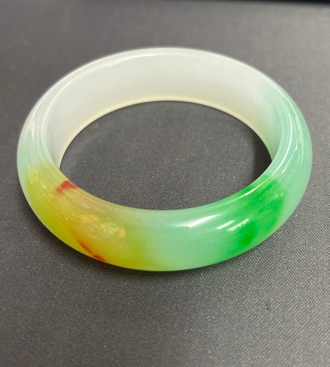 BURMESE JADE BANGLE 61MM