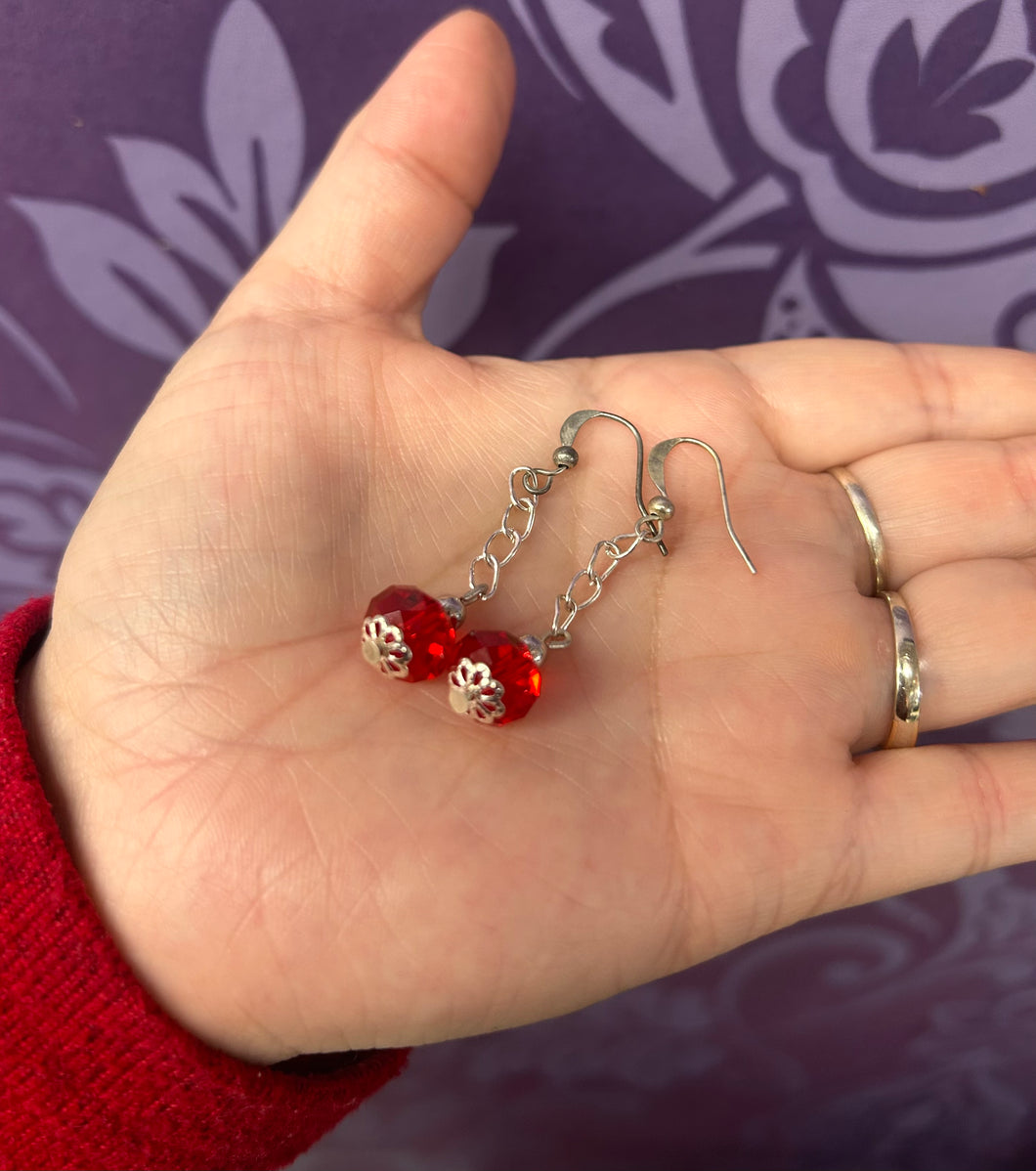 CRYSTAL EARRINGS RED