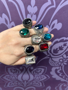 LARGE GEM RING SIZE 18-21 1PC