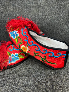 CHINESE SHOES RED 22.5CM