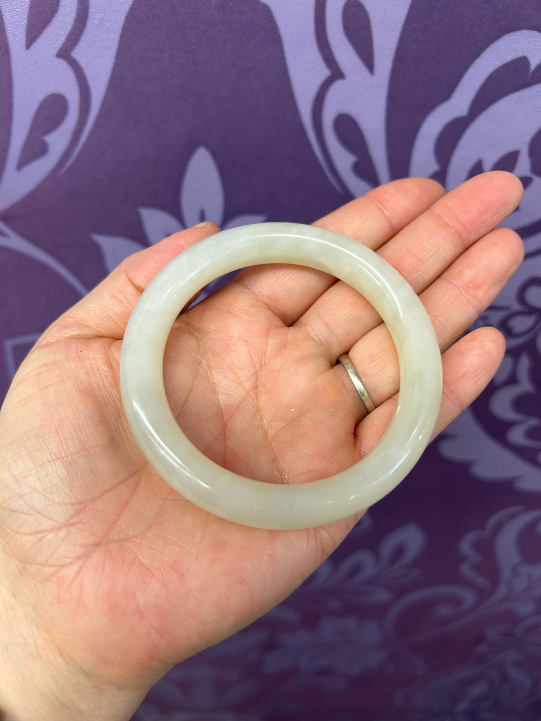 JADE BANGLE 5.2D CM