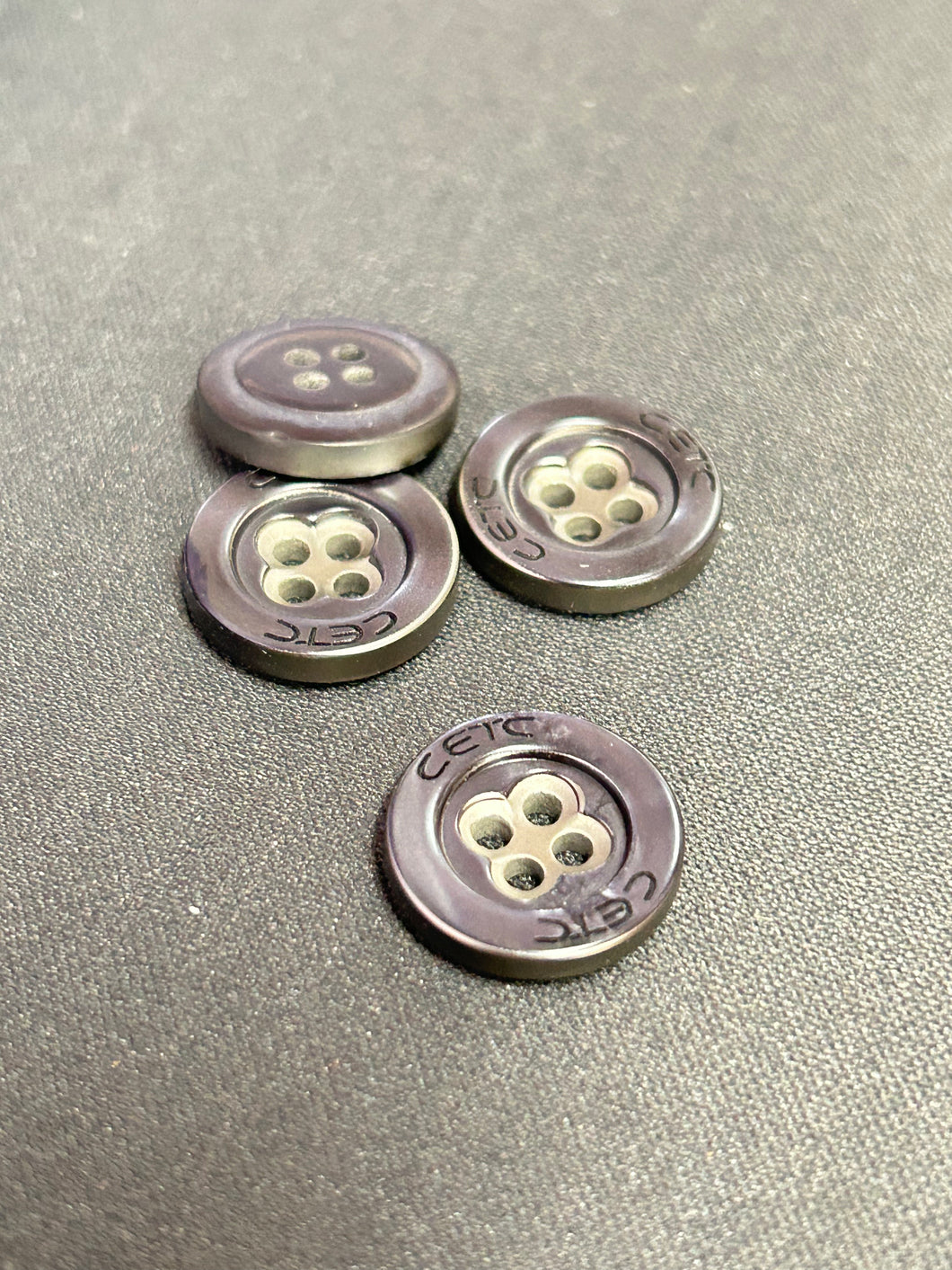 BUTTON 1.6CM 4PCS