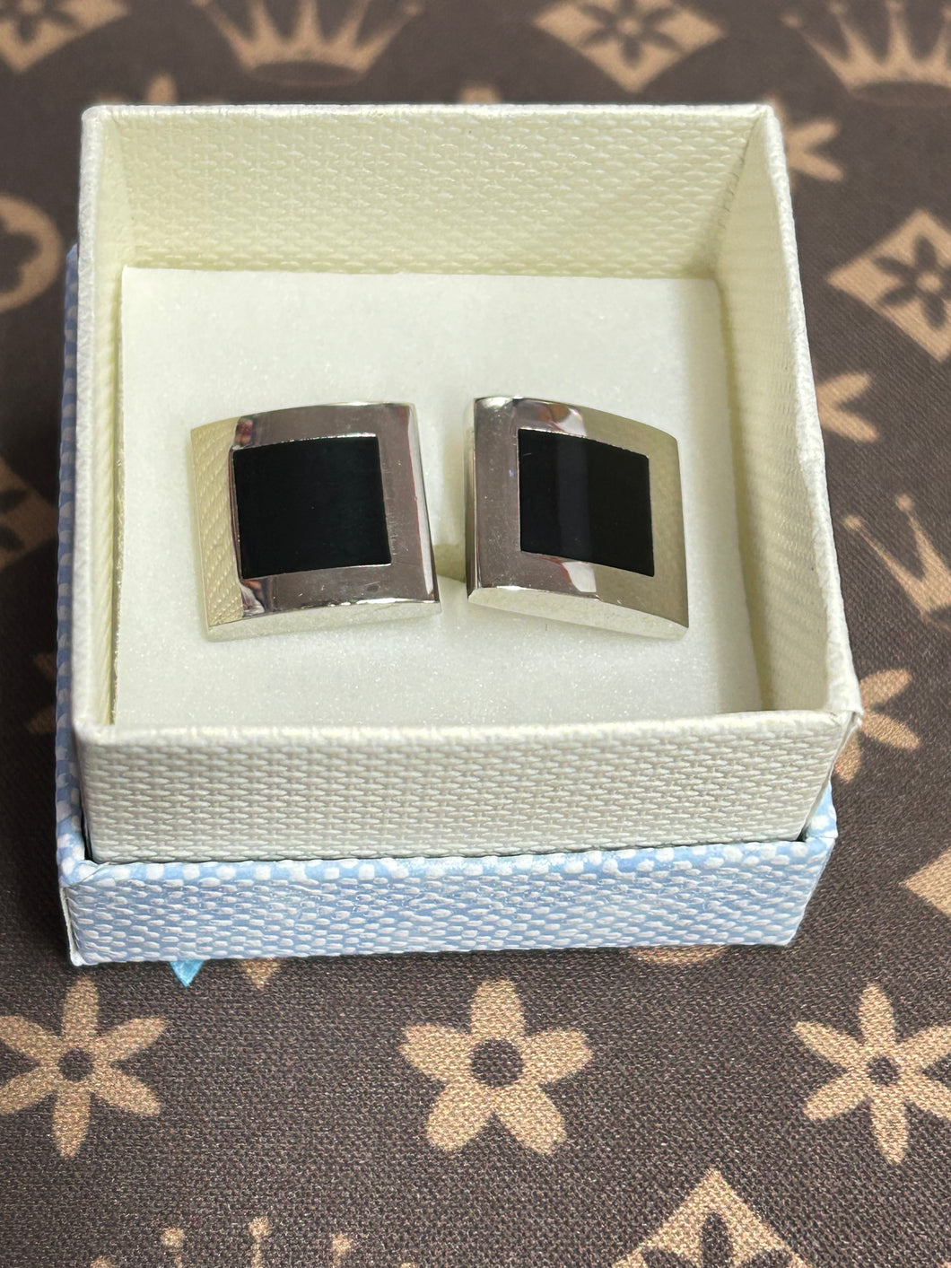 CUFF LINK SQUARE BLACK 1.5*1.5CM