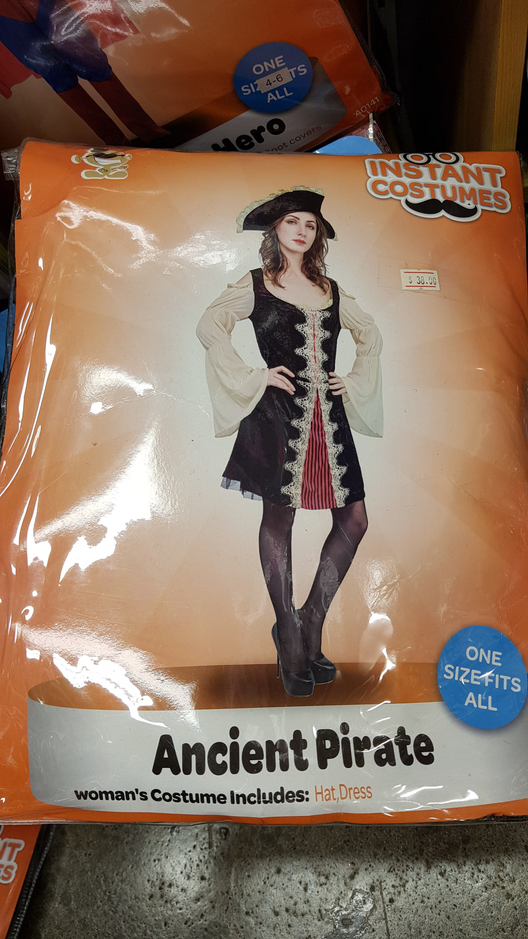 ANCIENT PIRATE COSTUME ADULT