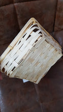 Load image into Gallery viewer, BAMBOO SQUARE BASKET 15*15CM
