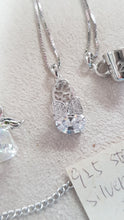 Load image into Gallery viewer, 925 STERLING SILVER NECKLACE WITH SWAROVSKI CRYSTALS SHOE
