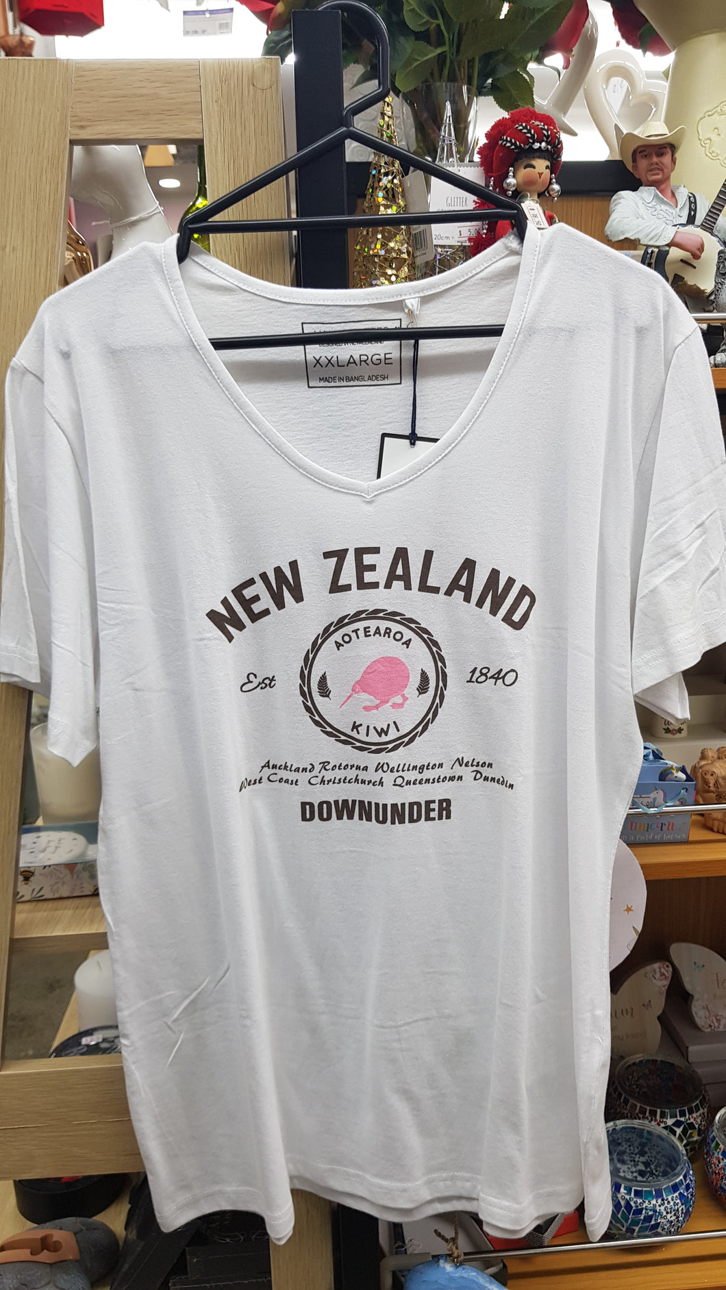 T-SHIRT LADIES NZ KIWI BADGE WHITE