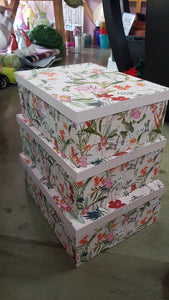 GIFT BOX FLORAL DELUXE DESIGN