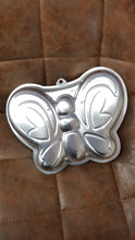 Load image into Gallery viewer, Cake mould butterfly 27*20cm
