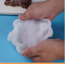 Load image into Gallery viewer, ICE/MOUSSE MOLD DOG 20CM 1PC
