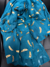 Load image into Gallery viewer, GOLD FEATHER SCARF 70*185CM 1PC
