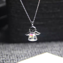Load image into Gallery viewer, 925 STERLING SILVER NECKLACE WITH SWAROVSKI CRYSTALS ANGLE
