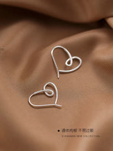 Load image into Gallery viewer, 925 STERLING SILVER EARRINGS HEART
