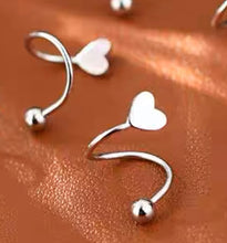 Load image into Gallery viewer, 925 STERLING SILVER EARRINGS HEART CURLY
